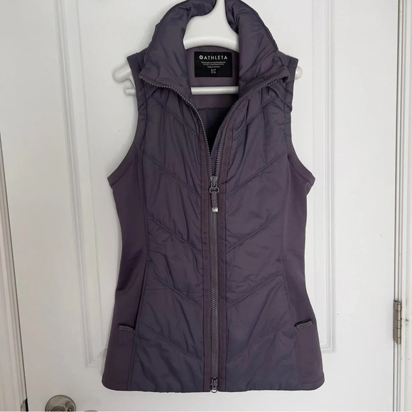 Athleta Rock Ridge Primaloft Vest size S - Picture 8 of 16